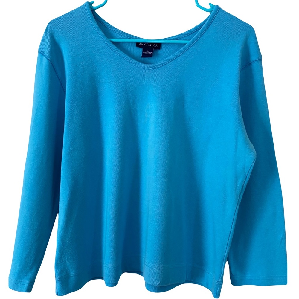 Ann Taylor Light Blue Top, Size Extra Large